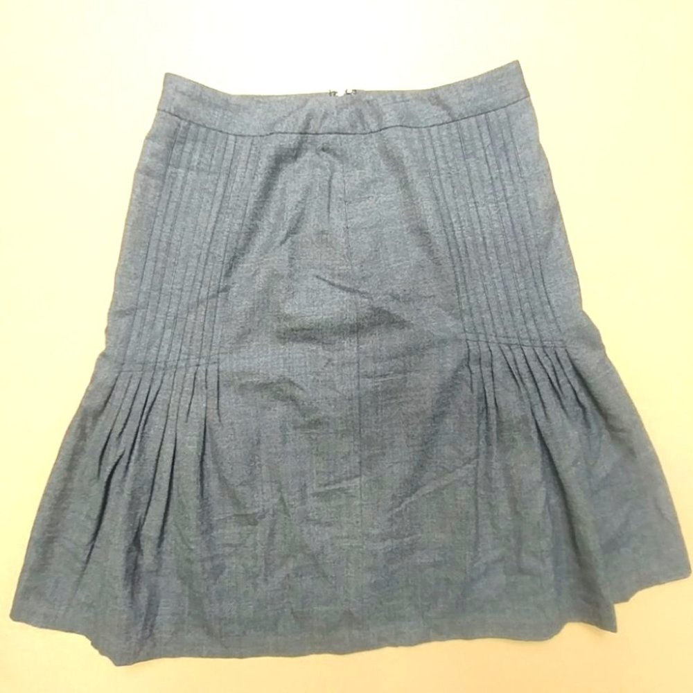 Ann Taylor A Line Skirt size 4
